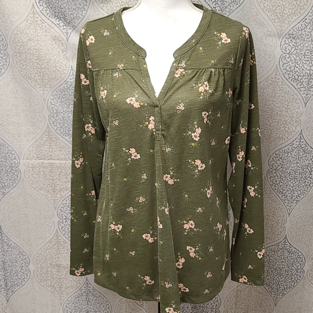 Green floral shirt